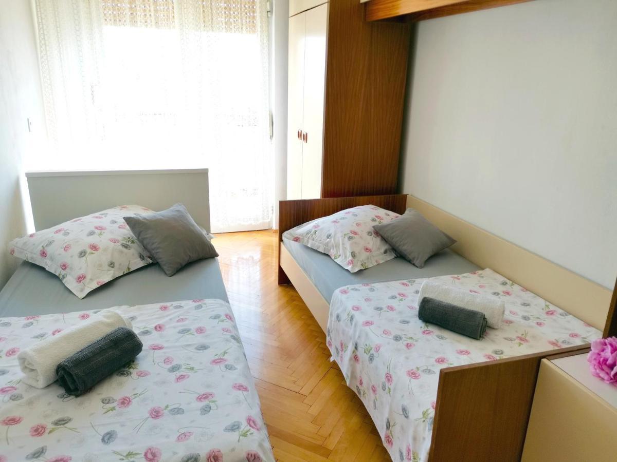 Apartment Marina ポドストラナ エクステリア 写真